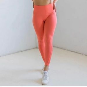 Senita Beyond Seamless Leggings